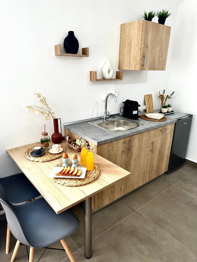 Aeron Suites Éxo Goniá Zewnętrze zdjęcie